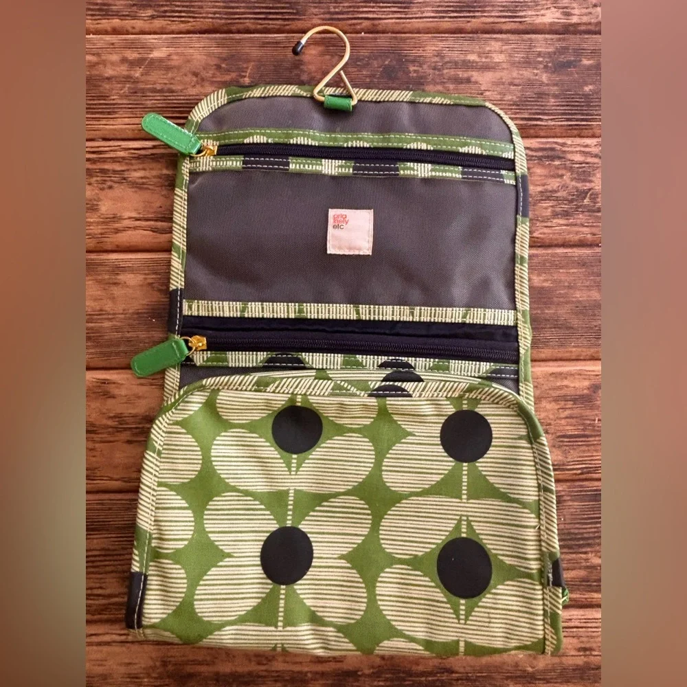 Orla Kiely Green and Black Retro Floral Zip Pouch - Picture 5 of 7